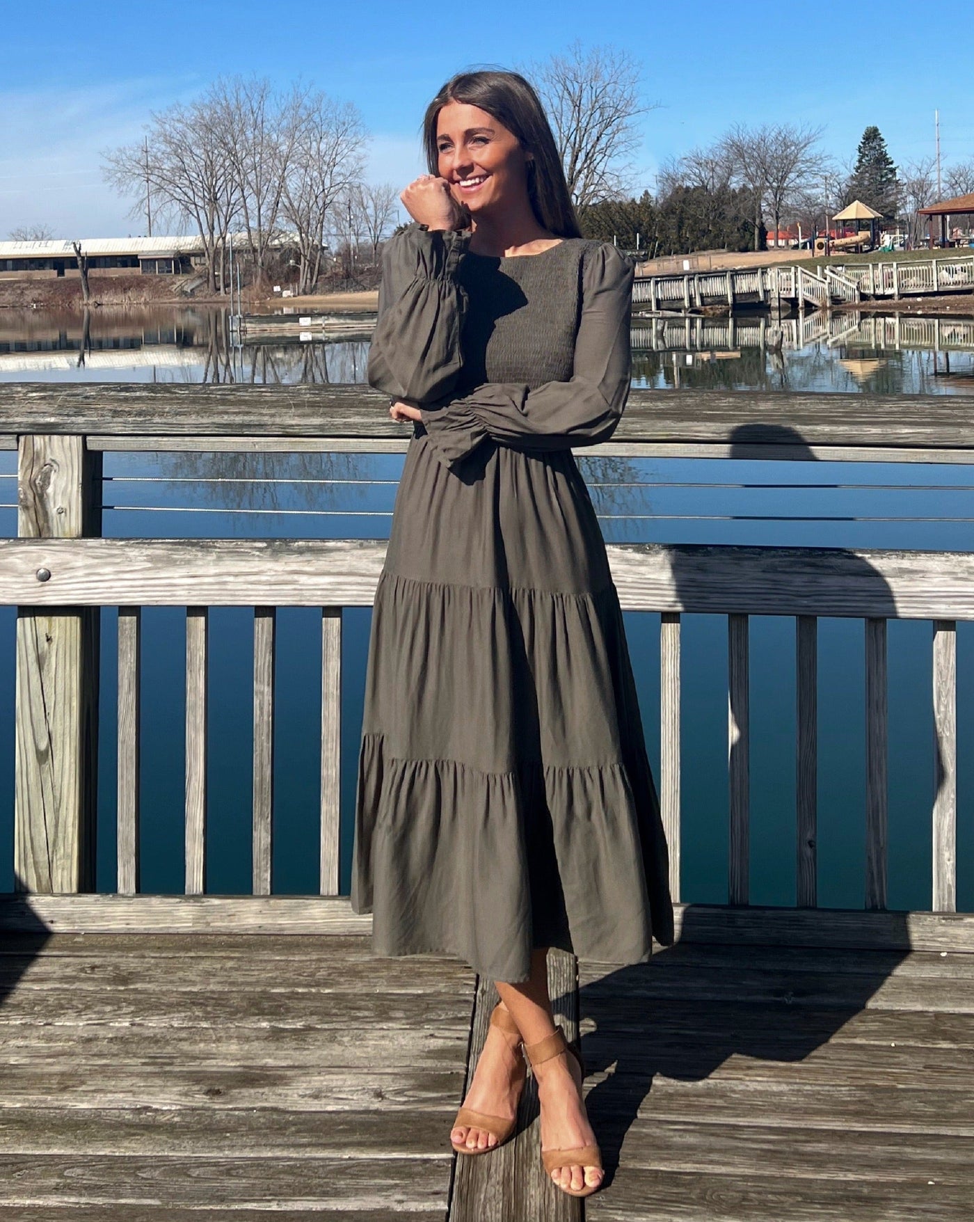 ZESICA Long Sleeve Elastic Waist Smocked Flowy Tiered Midi Dress zesica ZESICA Long Sleeve Elastic Waist Smocked Flowy Tiered Midi Dress zesica