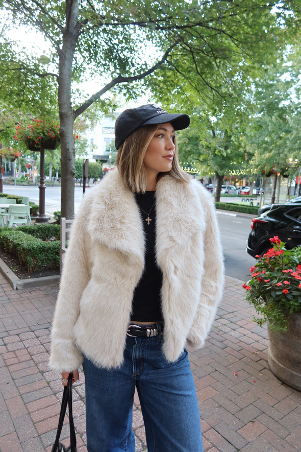 ZESICA Winter Faux Fur Coats Fluffy Jacket Lapel Shaggy Warm Outerwear