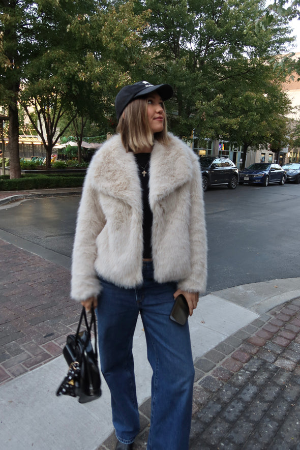 ZESICA Winter Faux Fur Coats Fluffy Jacket Lapel Shaggy Warm Outerwear