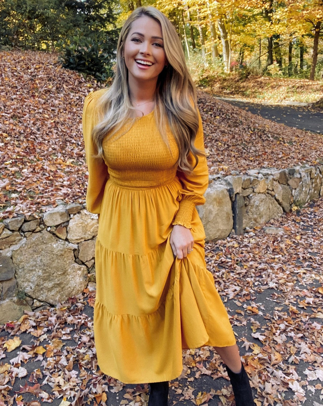 ZESICA High Waist Smocked Flowy Tiered Midi Dress zesica ZESICA High Waist Smocked Flowy Tiered Midi Dress zesica